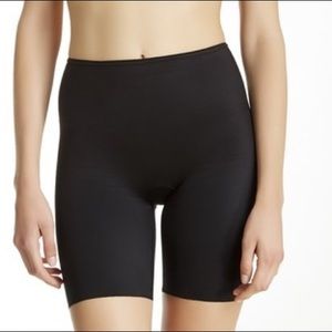 SPANX High Compression Mid Thigh Shaper Small
